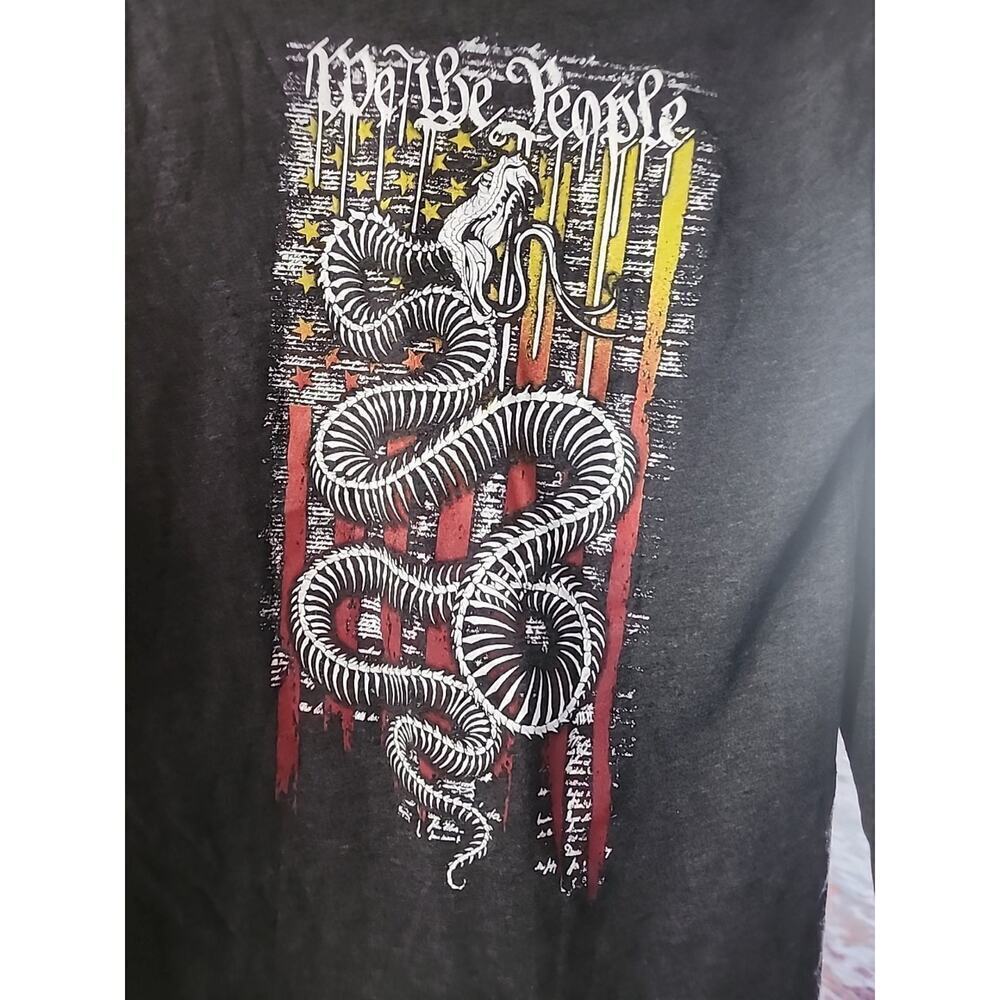 Howitzer Style Youth T-Shirt Freedom Spine Military Grunt MFG Small NWT A113